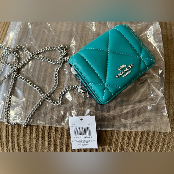 NWT Coach Mini Wallet On A Chain With Puffy Diamond Quilting - Picture 5 of 6